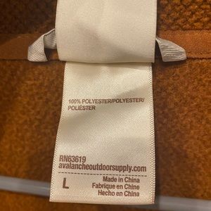 AVALANCHE brand. Worn maybe 2 times. Burnt orange color and thick material